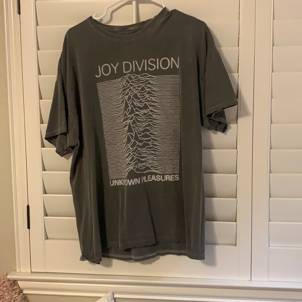 urban outfitters joy divisions shirt